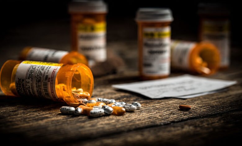 Signs of opioid addiction